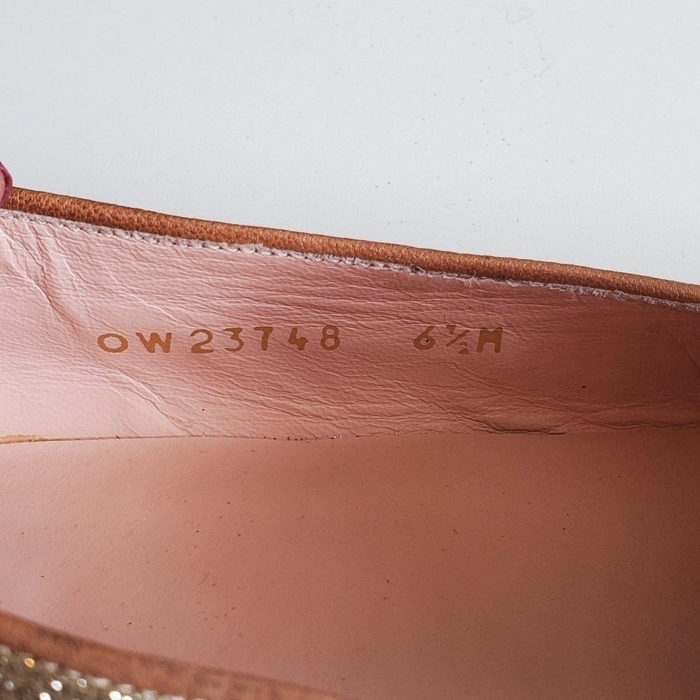 Stuart Weitzman - Picture 7 of 7